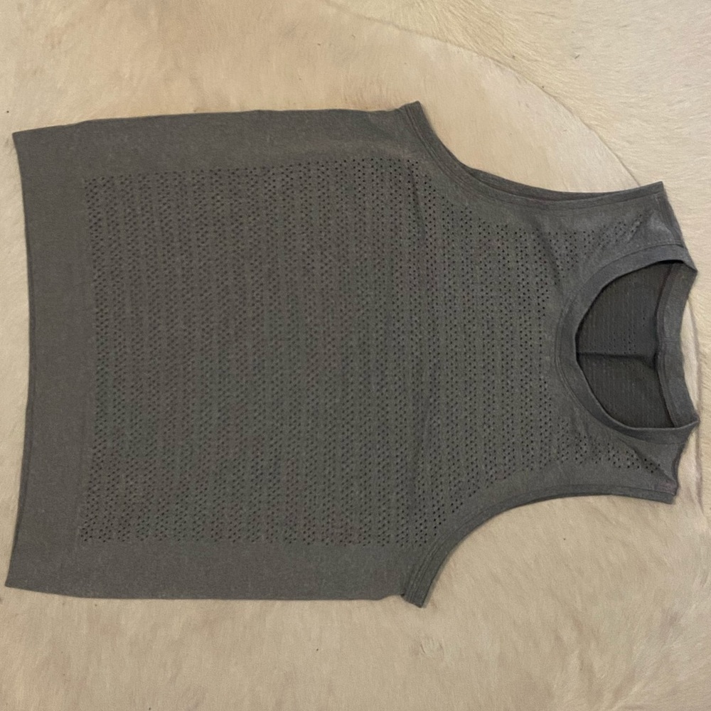 Lululemon Swiftly Breathe Tank.